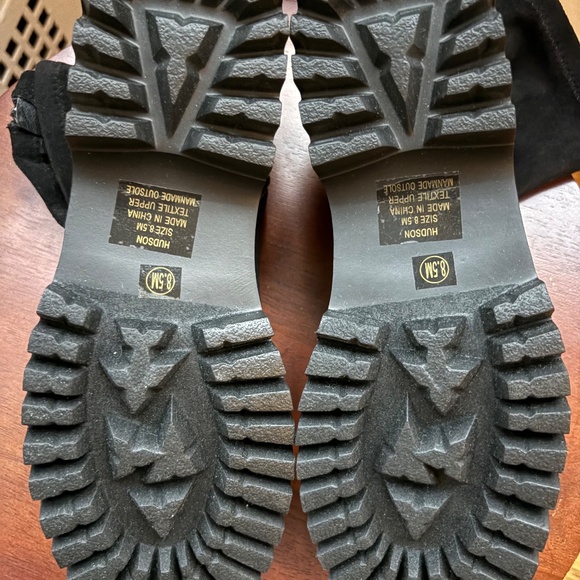 Coconut by Mattise Black Lug Sole Bootie Textile (suede)8.5/9 - Picture 4 of 4